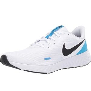 NEW Men’s Nike Revolution 5